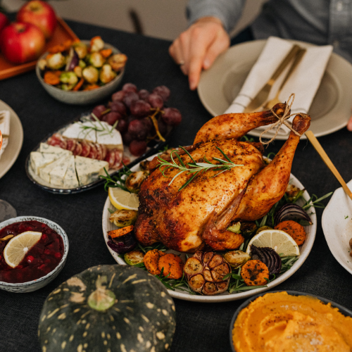 🦃 Thanksgiving as a Mom: The Gratitude, the Chaos, and the Emotional Whiplash